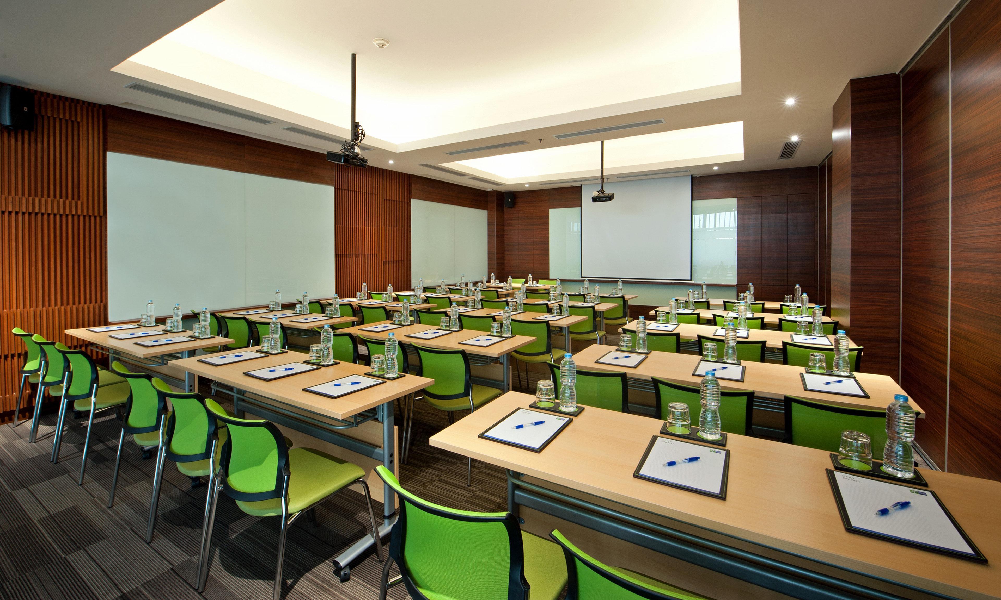 Holiday Inn Express Semarang Simpang Lima By Ihg Exteriör bild