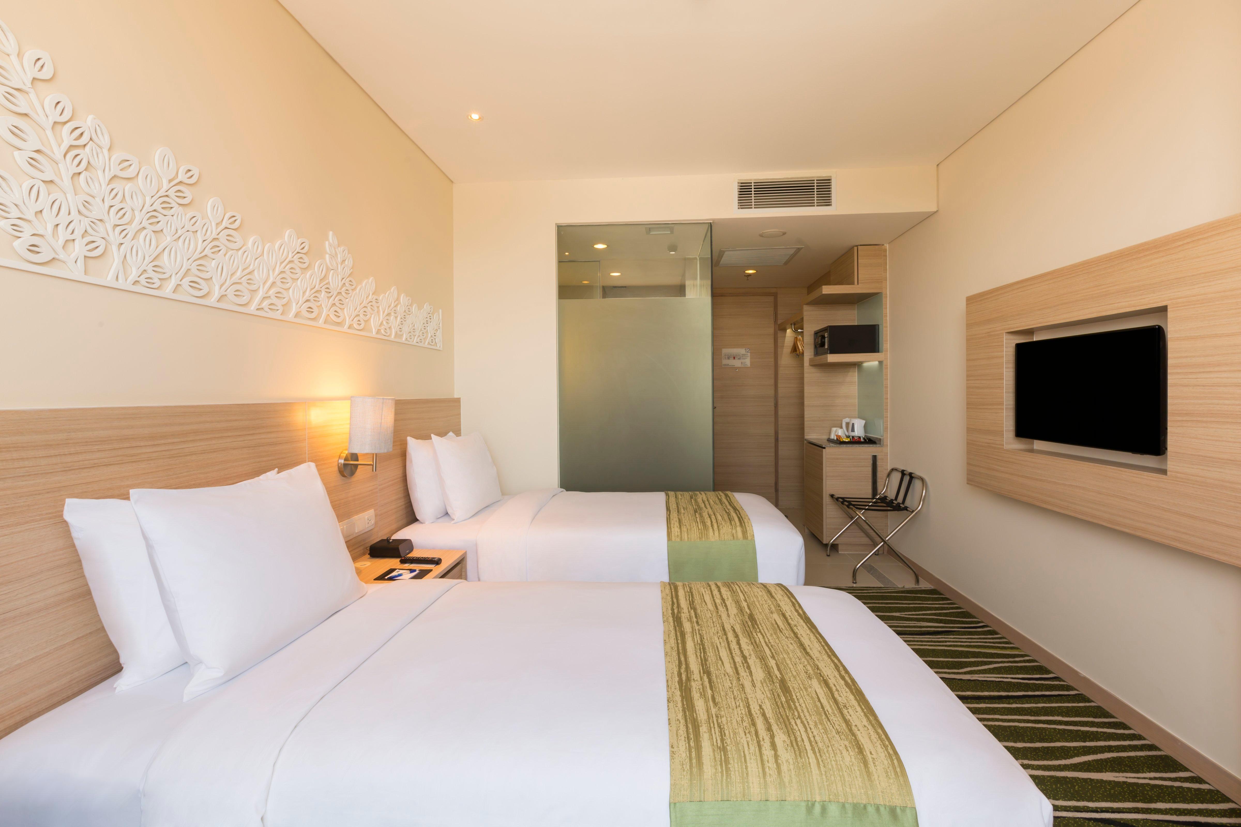 Holiday Inn Express Semarang Simpang Lima By Ihg Exteriör bild