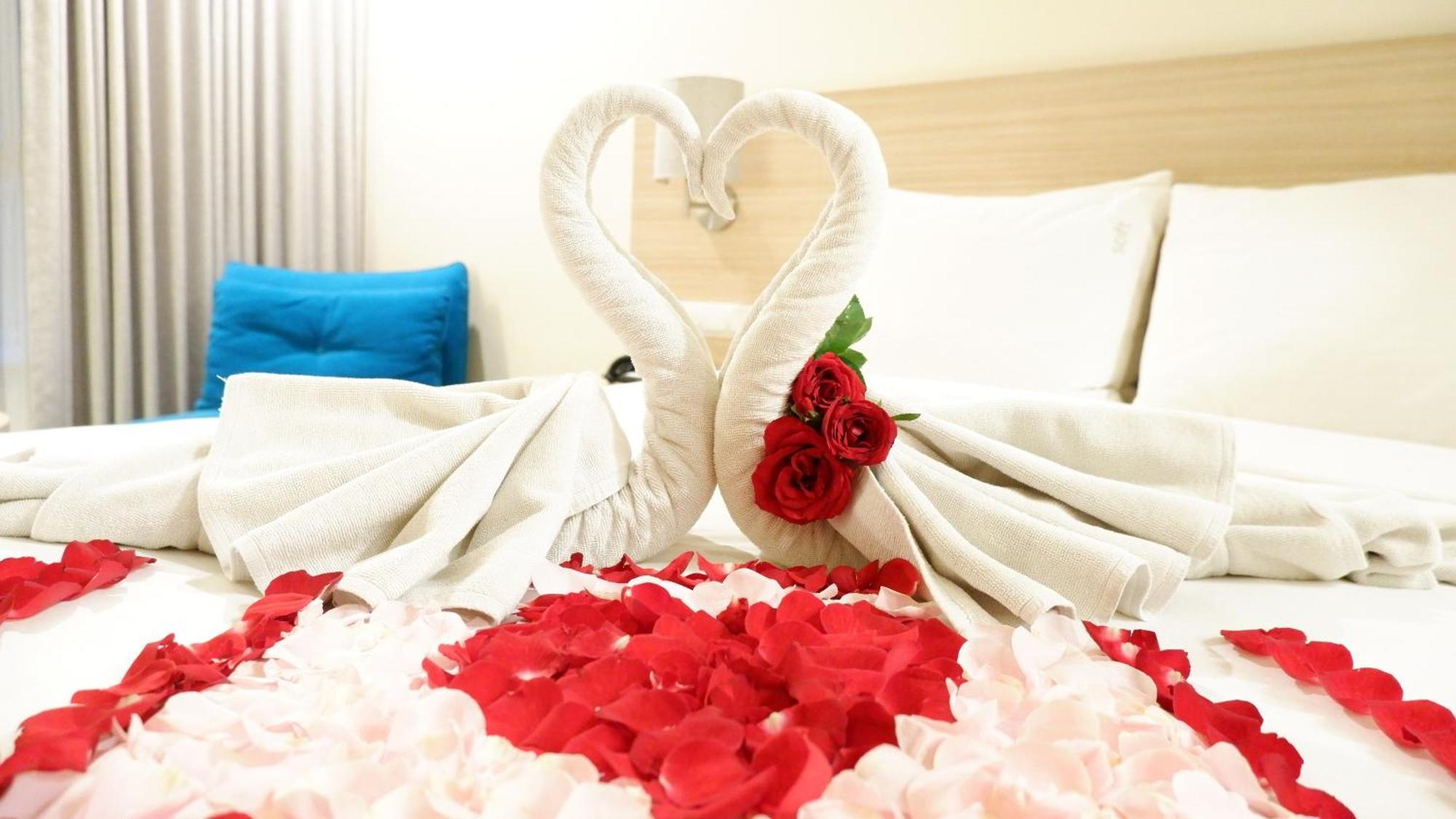 Holiday Inn Express Semarang Simpang Lima By Ihg Exteriör bild