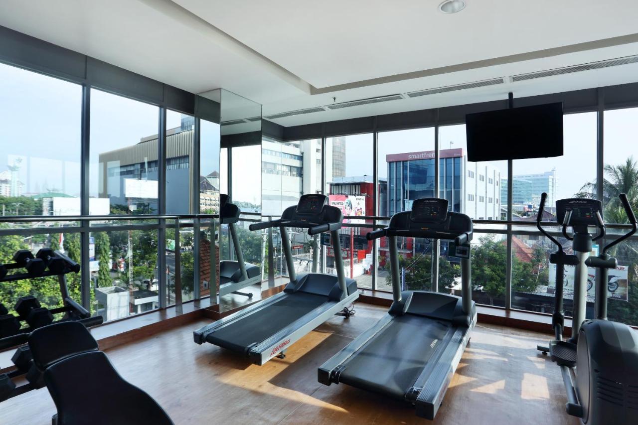 Holiday Inn Express Semarang Simpang Lima By Ihg Exteriör bild